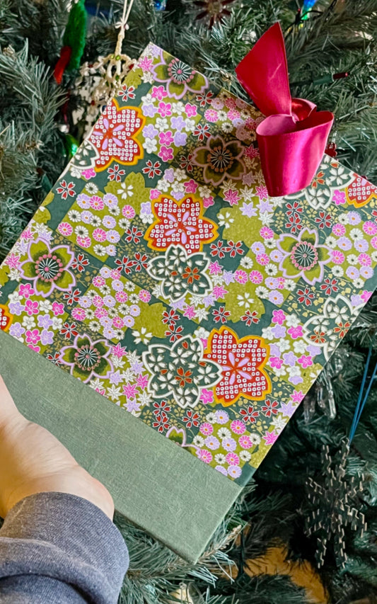 Photo Album Scrapbook Style, Green with Gridded Floral Collage